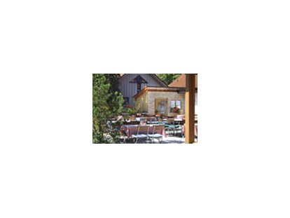 Luxury camping - Sauna - Biergarten in unserem Wirtshaus "Zur Leibspeis". - Kur- und Feriencamping Holmernhof Dreiquellenbad