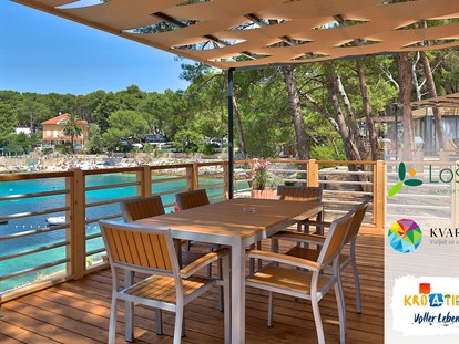 Luxuscamping - barrierefreier Zugang ins Wasser - Kroatien - Luxuriöse Mobilheime- Typ: Freed-Home - Camping Cikat