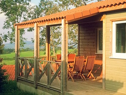 Luxuscamping - Kategorie der Anlage: 4 - Frankreich - Chalet auf Le Village des Meuniers - Camping Le Village des Meuniers
