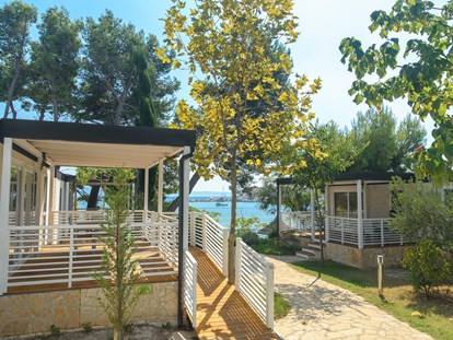 Luxuscamping - barrierefreier Zugang ins Wasser - Camping Stobreč Split