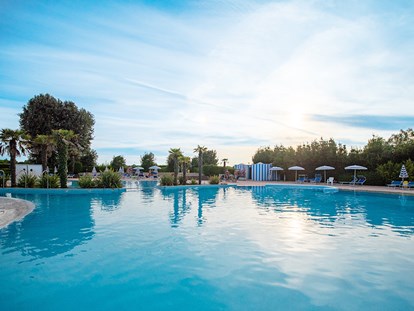 Luxuscamping - Swimmingpool - Camping Laguna Village - Vacanceselect