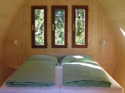 Luxury camping - Dusche - Donauraum - Kuckucksnest von innen - Camping Au an der Donau Hütten auf Camping Au an der Donau