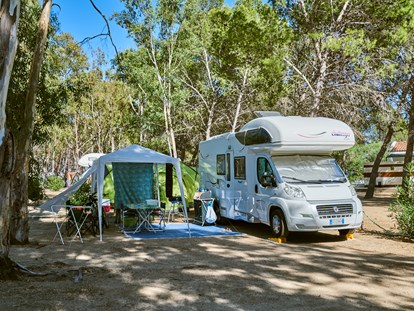 Luxuscamping - Umgebungsschwerpunkt: Strand - Italien - Tiliguerta Glamping & Camping Village