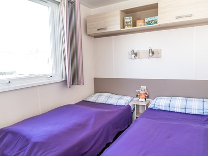 Luxuscamping - getrennte Schlafbereiche - Kinderschlafzimmer - Camping & Ferienpark Orsingen Mobilheime im Camping & Ferienpark Orsingen