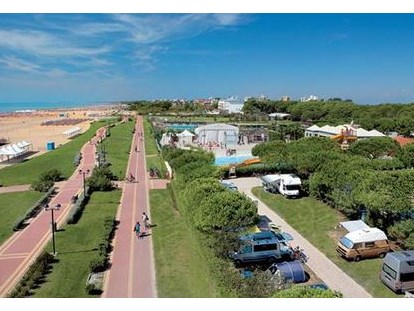Luxury camping - Dusche - Lignano - Camping Villaggio Turistico Internazionale - Villaggio Turistico Internazionale Villa Anna am Camping Villaggio Turistico Internazionale