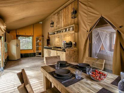 Luxuscamping - Maremma - Grosseto - Safari Tent im Camping Village Rosselba Le Palme - Camping Village Rosselba Le Palme