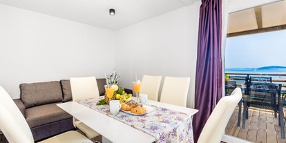 Luxuscamping - Terrasse - Dubrovnik - living room - Lavanda Camping**** Premium Mobile Home with sea view