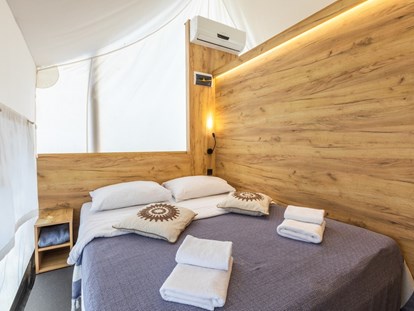 Luxury camping - WC - Dalmatia - Obonjan Island Resort Glamping Lodges