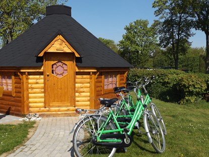 Luxuscamping - Terrasse - Mietfahrräder gibts bei uns - reservieren Sie sich doch gleich eins für Sie - Chalets/ Mobilheime Trekkinghütte Cottage