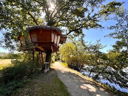 Luxury camping - Sonnenliegen - Ain - Baumhaus - Domaine de la Dombes Baumhaus auf Domaine de la Dombes