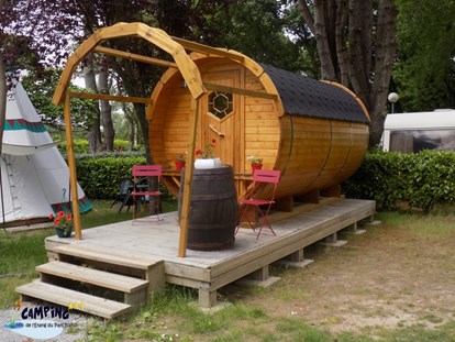 Luxury camping - Parkplatz bei Unterkunft - Loire-Atlantique - Camping de l’Etang Barrel 