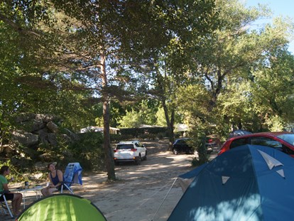 Luxury camping - Terrasse - Vaucluse - Yelloh! Village Verdon Parc Lodgezelt 2 Schlafzimmer auf Yelloh! Village Verdon Parc