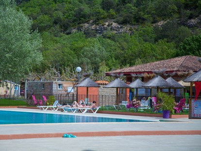 Luxuscamping - Terrasse - Provence-Alpes-Côte d'Azur - Yelloh! Village Verdon Parc Mobilhome Classic auf Yelloh! Village Verdon Parc