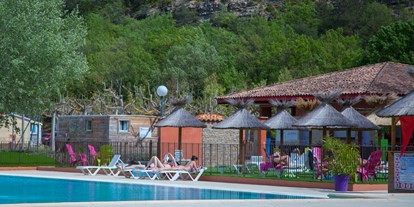 Luxuscamping - Terrasse - Alpes de Haute Provence - Yelloh! Village Verdon Parc Mobilheim Classic+ auf Yelloh! Village Verdon Parc