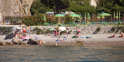 Luxuscamping - Gorizia - Trieste - Am Strand - Camping Village Mare Pineta - Gebetsroither Luxusmobilheim von Gebetsroither am Camping Village Mare Pineta