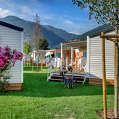 Luxuscamping: Bungalow - Campofelice Camping Village: Bungalow AZALEA 4 auf Campofelice Camping Village
