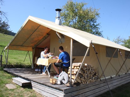 Luxury camping - Kochmöglichkeit - Bas Rhin - Schwarzwaldzelt - Camping Schwarzwaldhorn Schwarzwald-Lodge auf Camping Schwarzwaldhorn