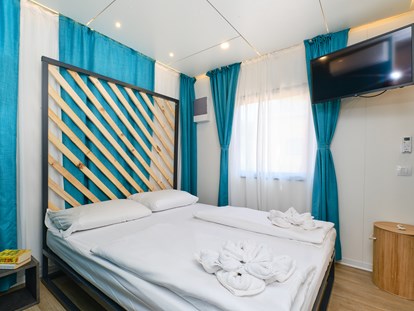 Luxury camping - getrennte Schlafbereiche - Freedhome Doppelzimmer - Camping Cikat Luxuriöse Mobilheime Typ Freed-Home auf Camping Cikat