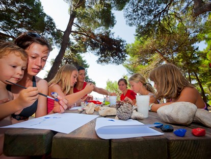 Luxury camping - Kinderanimation - Camping Cikat Mobilheime Typ C auf Camping Cikat