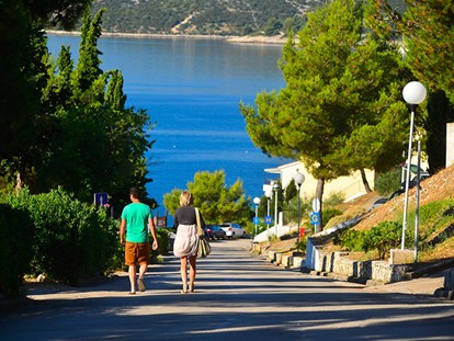 Luxuscamping - Terrasse - Zadar - Šibenik - Amadria Park Trogir - Gebetsroither Luxusmobilheim von Gebetsroither am Amadria Park Trogir