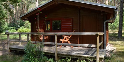 Luxuscamping - Seenplatte - Naturcampingpark Rehberge Ferienhaus Rosalie am Wurlsee - Naturcampingpark Rehberge