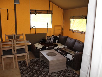 Luxury camping - getrennte Schlafbereiche - Zeltlodges Wohnen - Zelt Lodges Campingplatz Ammertal Zelt Lodges Campingplatz Ammertal