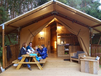 Luxury camping - Terrasse - Franken - Waldcamping Brombach Safarizelt am Waldcamping Brombach