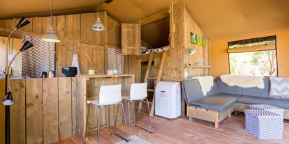 Luxuscamping - Split - Nord - Safari-zelt deluxe (6 personen) Kuchen-ecke  - Boutique camping Nono Ban Boutique camping Nono Ban