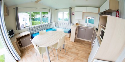 Luxuscamping - Kochmöglichkeit - Belgien - Camping Klein Strand Chalets für 6 Personen auf Camping Klein Strand