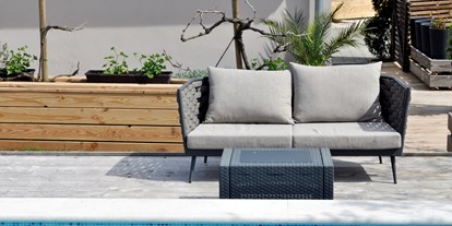 Luxuscamping - Klimaanlage - Rovinj - Open air relax pool area - B&B Suite Mobileheime für 2 Personen mit eigenem Garten B&B Suite Mobileheime für 2 Personen mit eigenem Garten