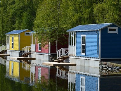 Luxury camping - Art der Unterkunft: Bungalow - Niederrhein - Dingdener Heide Seehaus direkt am See mit eigener Seeterrasse