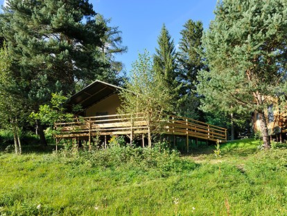 Luxury camping - getrennte Schlafbereiche - Tyrol - Safari-Lodge-Zelt "Hippo" - Nature Resort Natterer See Safari-Lodge-Zelt "Hippo" am Nature Resort Natterer See