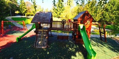 Luxuscamping - Kvarner - Spielplatz - Plitvice Holiday Resort Holzhaus auf Plitvice Holiday Resort