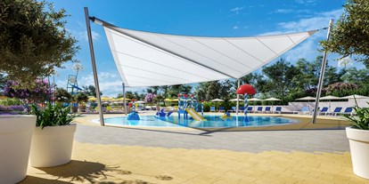 Luxuscamping - Hunde erlaubt - Baby pool
• pool area: 140 m2
• covered shallow pool with water toys - Istra Premium Camping Resort - Valamar Glamping Tents
