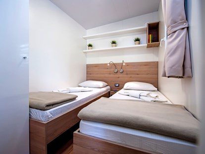 Luxury camping - Klimaanlage - Istria - Camping Resort Lanterna - Meinmobilheim Mediteran Comfort Family auf dem Camping Resort Lanterna