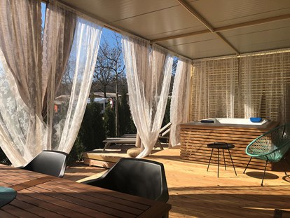 Luxuscamping - Klimaanlage - Istrien - Park Polidor - Meinmobilheim Deluxe auf dem Campingplatz Park Polidor
