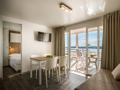 Luxury camping - Klimaanlage - Istria - Campingplatz Valkanela - Meinmobilheim Standard auf dem Campingplatz Valkanela