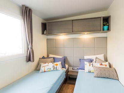 Luxury camping - Rovinj - Campingplatz Porton Biondi - Meinmobilheim Mediteran Premium Seaview auf dem Campingplatz Porton Biondi