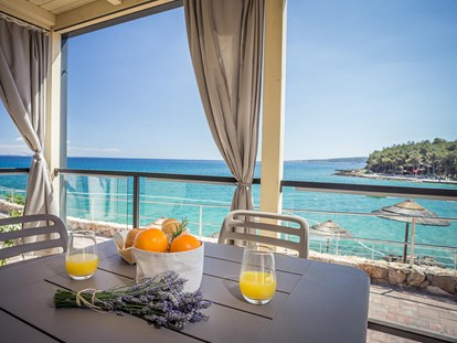 Luxuscamping - Kroatien - Ježevac Premium Camping Resort - Meinmobilheim Lungomare Premium Seaside auf dem Ježevac Premium Camping Resort
