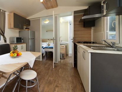 Luxury camping - Preisniveau: gehoben - Kvarner - Campingplatz Rapoća - Meinmobilheim Comfort auf dem Campingplatz Rapoća