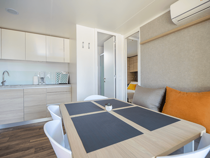 Luxuscamping - Klimaanlage - Split - Dubrovnik - Campingplatz Medora Orbis - Meinmobilheim Deluxe Family auf dem Campingplatz Medora Orbis