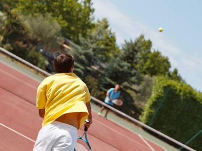 Luxuscamping - Preisniveau: günstig - Charente-Maritime - Tennis, Camping Séquoia Parc - Séquoia Parc Cottage Safari 4 auf Séquoia Parc