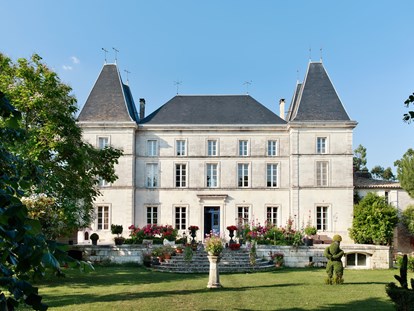 Luxuscamping - Preisniveau: günstig - Charente-Maritime - Burg 'La Josephtrie', Camping Séquoia Parc - Séquoia Parc Cottage Safari 4 auf Séquoia Parc