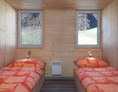 Glampingunterkunft: 2 Zimmern mit einzeln Betten - Chalets Alpin am Camping de la Sarvaz