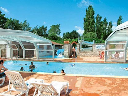 Luxuscamping - Mobilheim Moda 6 Personen 3 Zimmer 2 Badezimmer von Vacanceselect auf Camping La Bien Assise