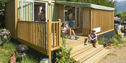 Luxuscamping - Hybridlodge Clever 4/5 Pers 2 Zimmer Badezimmer von Vacanceselect auf Camping Baia Blu La Tortuga