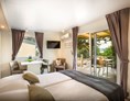 Glampingunterkunft: Doppelbett - Krk Premium Camping Resort - Mobilheim Bella Vista Premium Romantic 