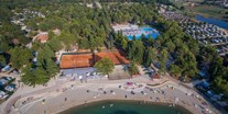 Luxuscamping - Swimmingpool - Camping Valkanela - Luftaufnahme - Maistra Camping Valkanela