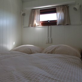Glamping: Die Schlafkoje für 2 Personen - Nordseestrand in Dornumersiel