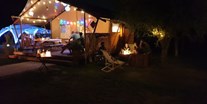 Luxuscamping - Terrasse - Teutoburger Wald - Glamping-Sommernacht - Glamping Heidekamp Glamping Heidekamp